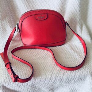 ✨ Kate Spade Dome Crossbody in Stoplight Red - EUC ✨